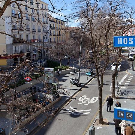 Hostal Montaloya Madrid Kültér fotó