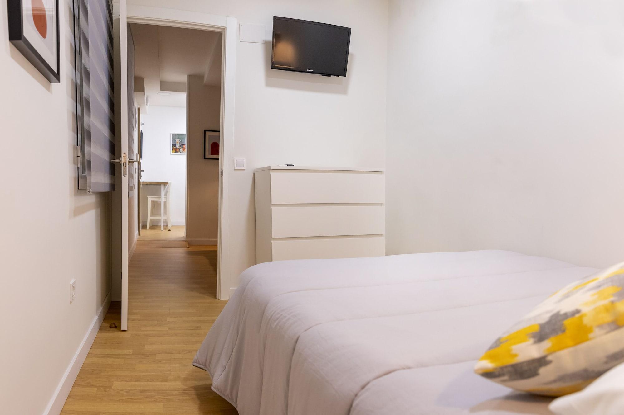 Hostal Montaloya Madrid Kültér fotó