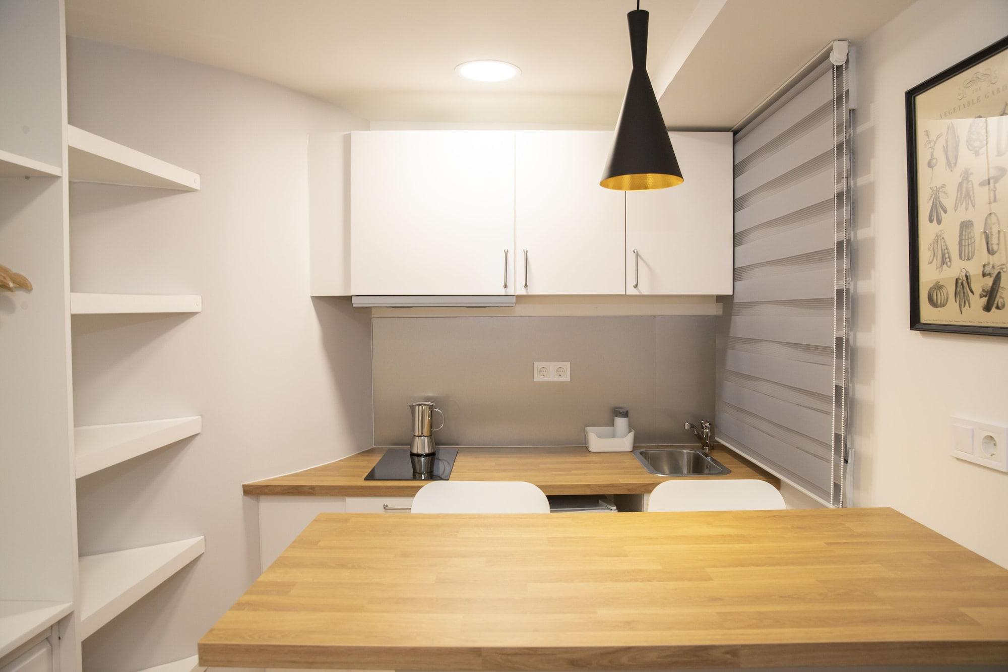 Hostal Montaloya Madrid Kültér fotó