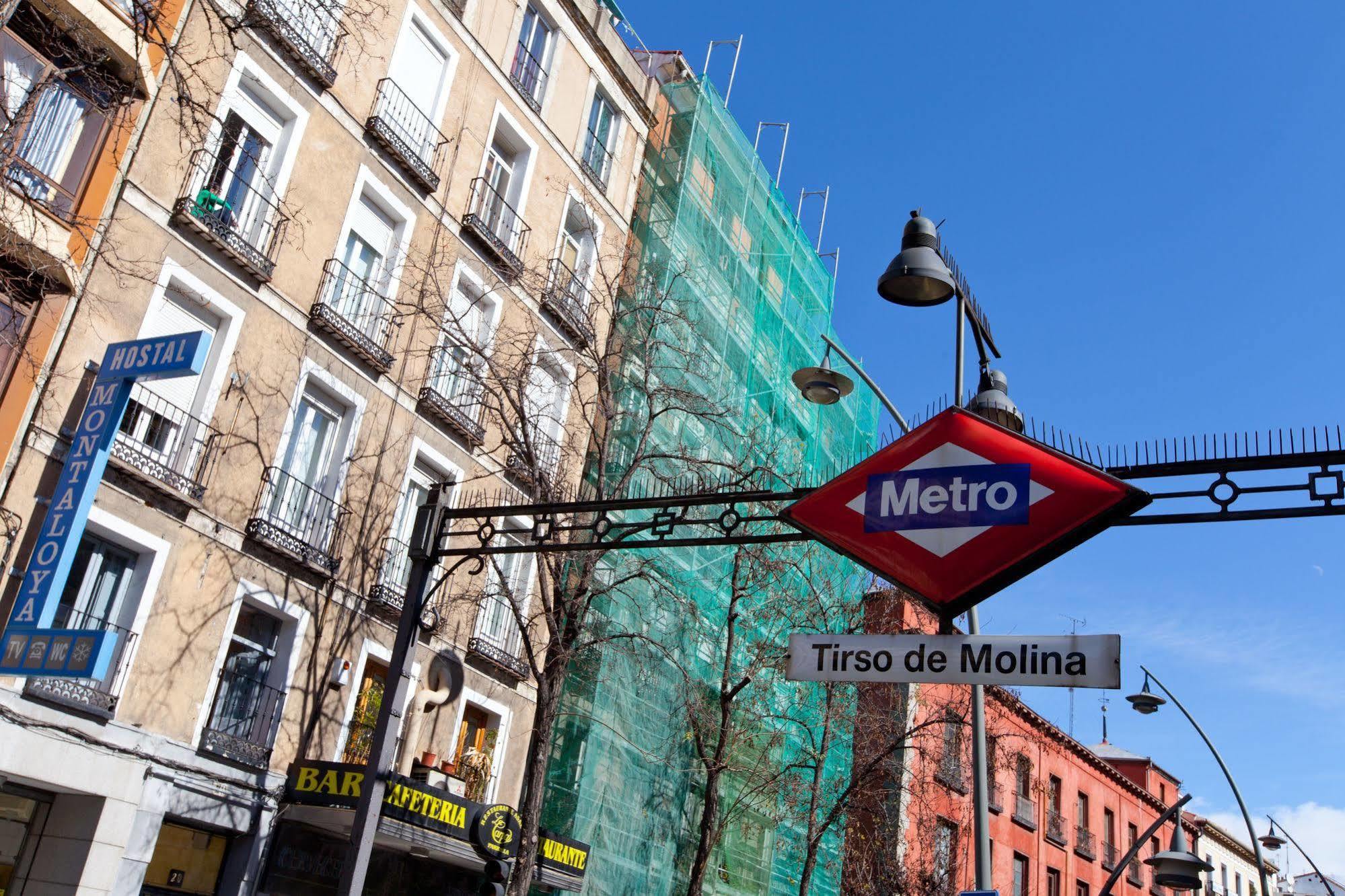 Hostal Montaloya Madrid Kültér fotó