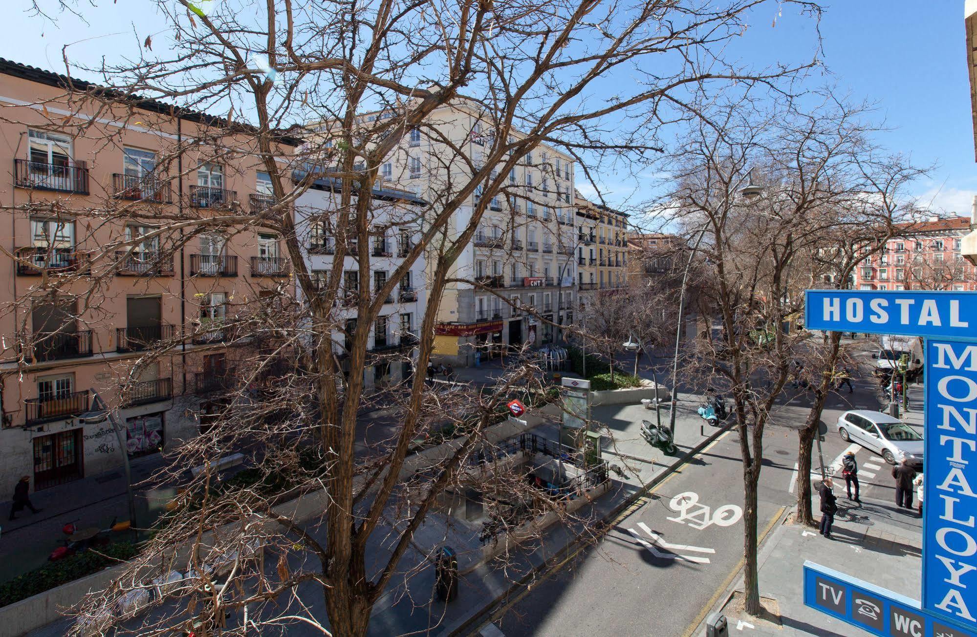Hostal Montaloya Madrid Kültér fotó
